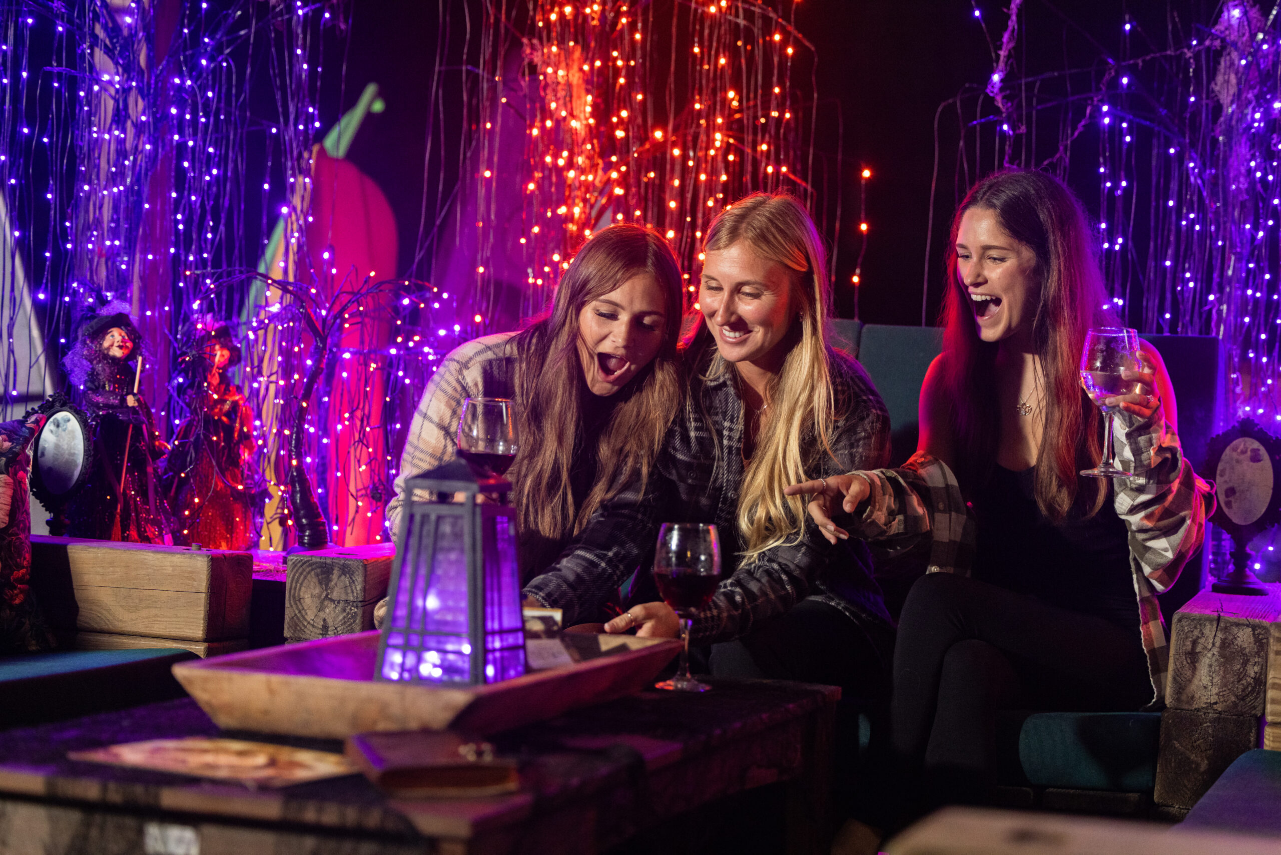 wekivaisland_cypress-coven-cove-halloween-cabana-7